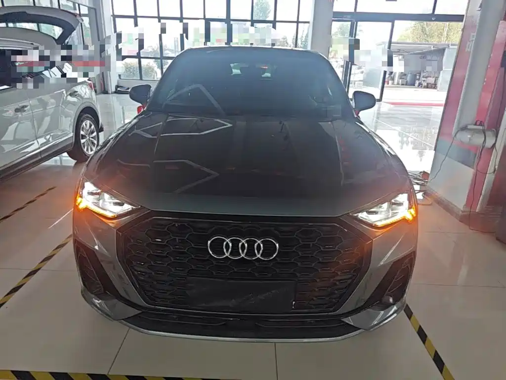 Audi Q3 Sportback 2022 — фото 3