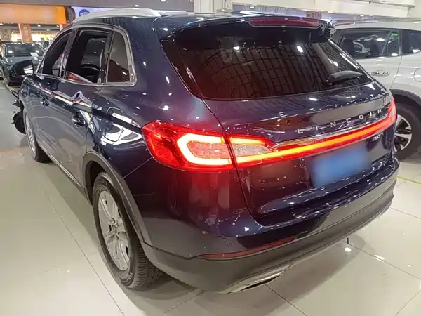 Lincoln MKX 2018