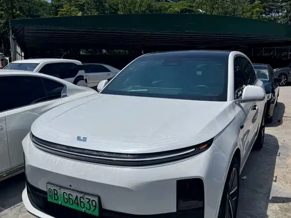 Li Auto L6 2024