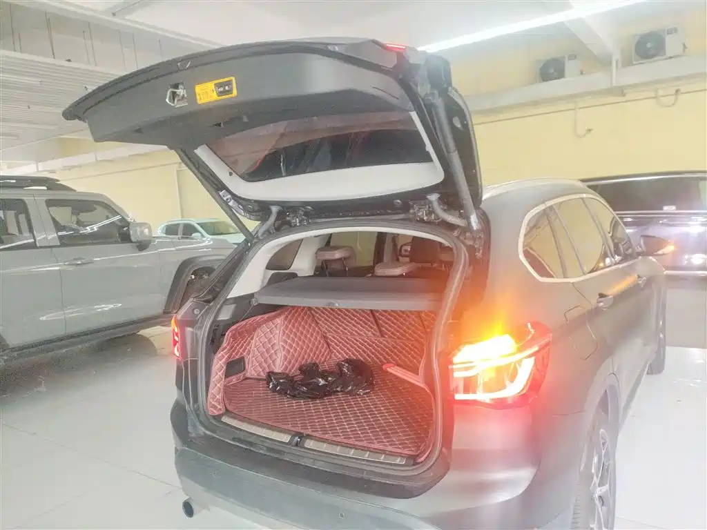 BMW X1 2017 — фото 19