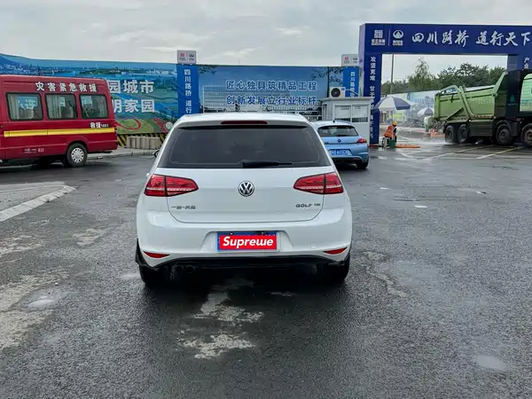 Volkswagen Golf 2014