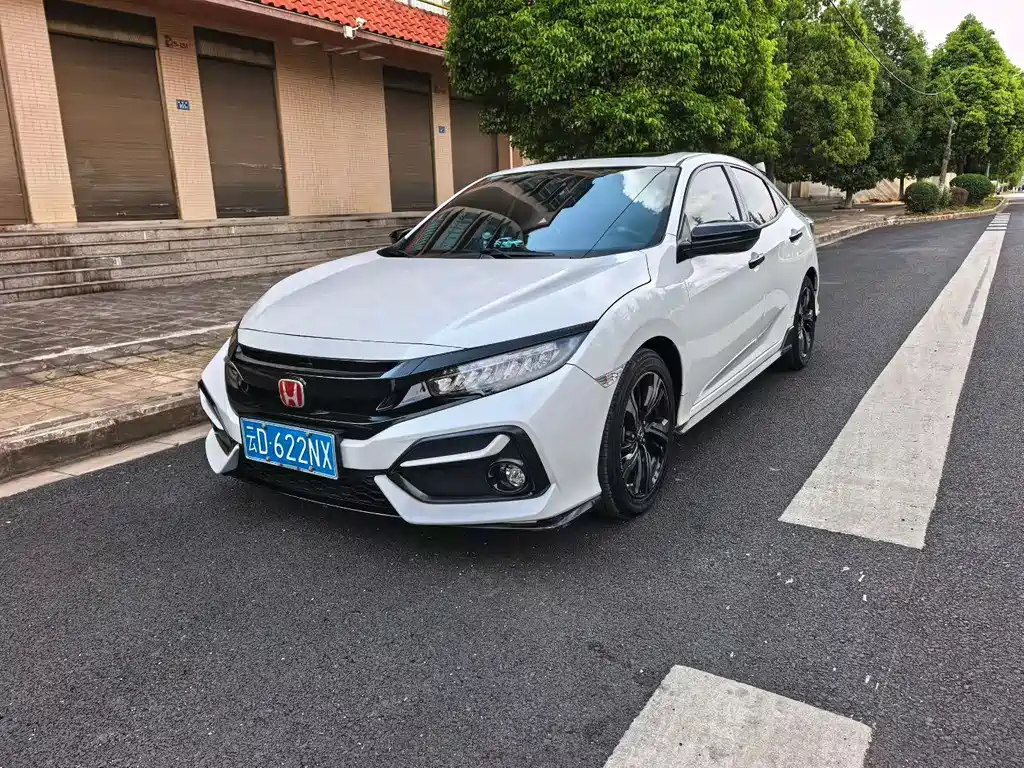 Honda Civic 2021 — фото 1