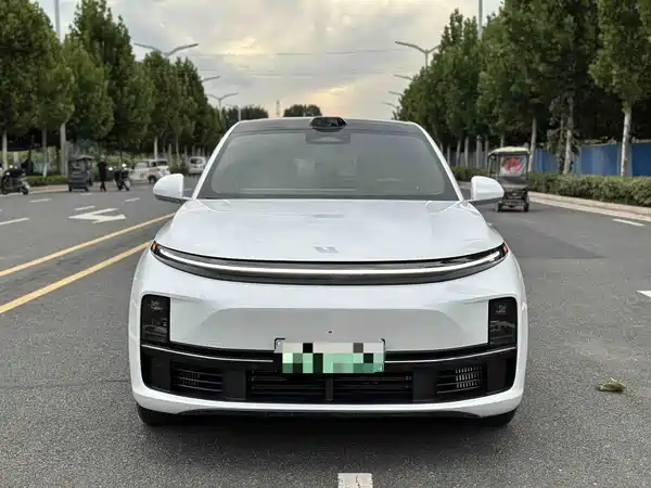 Li Auto L7 2023