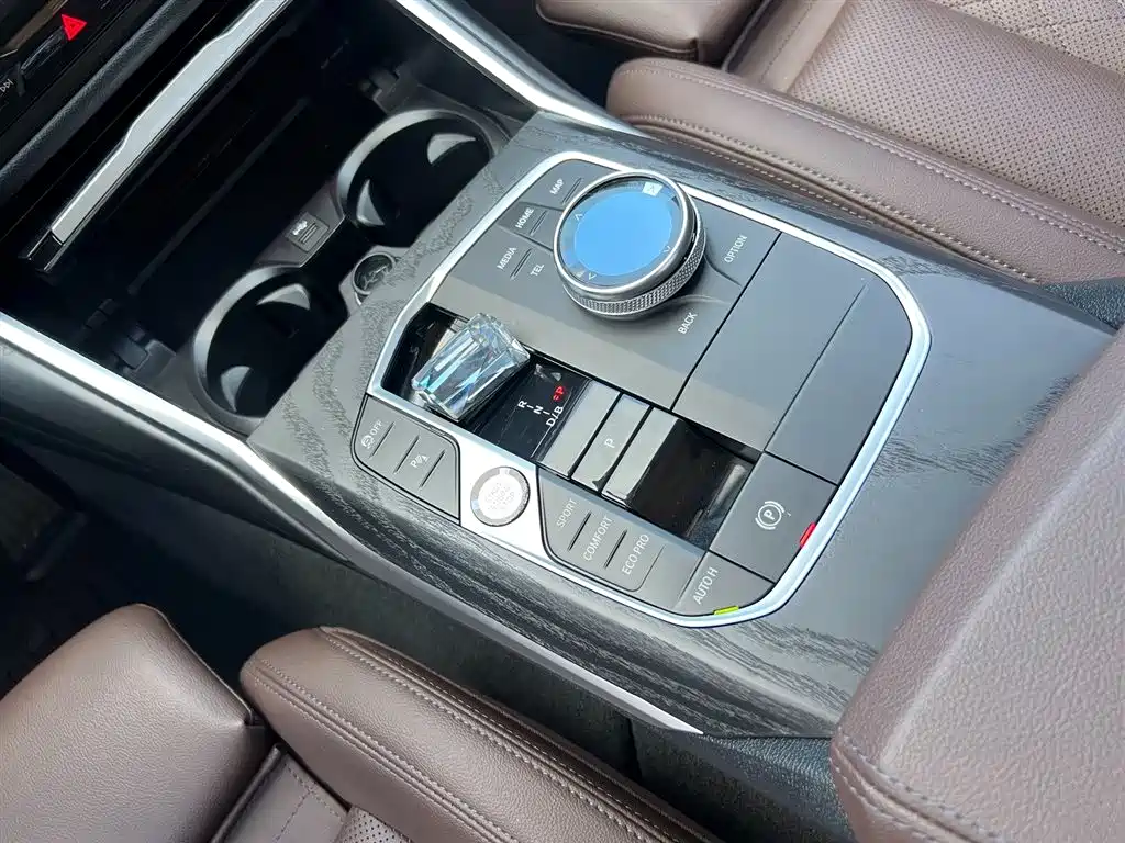 BMW i3 2023 — фото 10