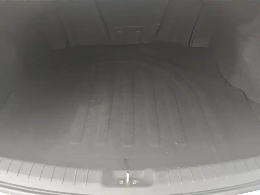 Hyundai Elantra 2018 — фото 4