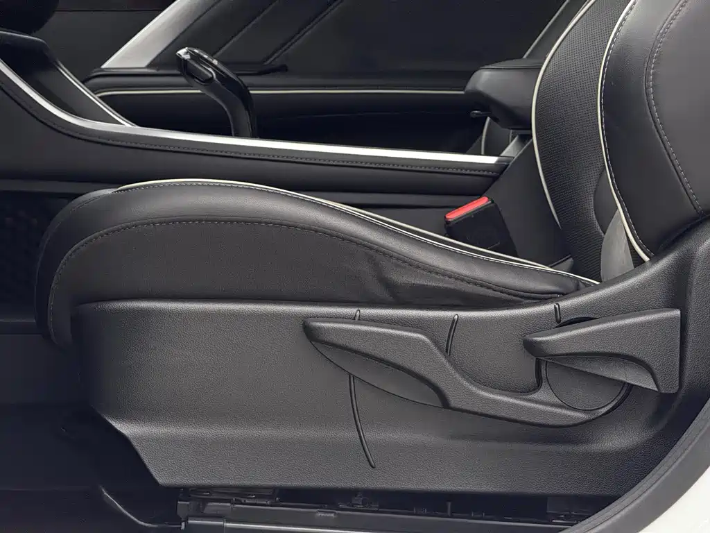 Haval H6 2023 — фото 17