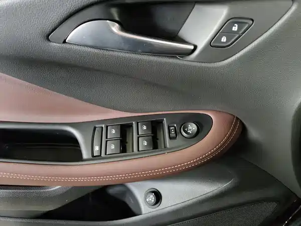 Buick Envision Plus 2020