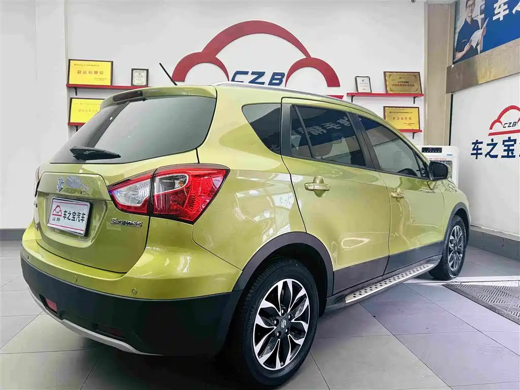 Suzuki S-Cross 2014 — фото 5