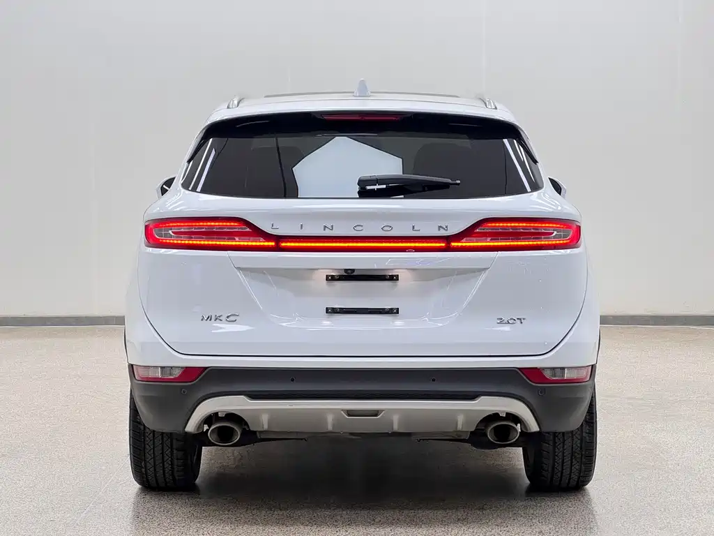 Lincoln MKC 2017 — фото 27