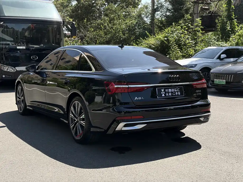 Audi A6L 2025 — фото 6