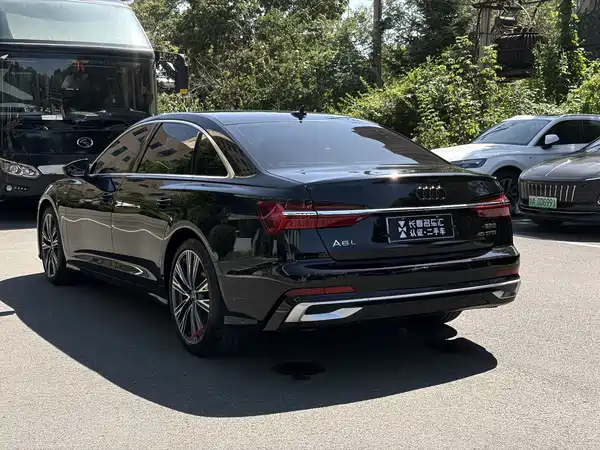 Audi A6L 2025