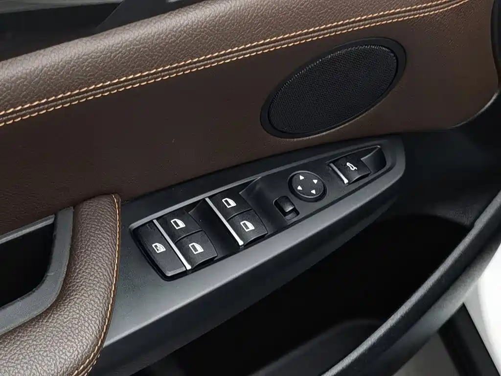BMW X3 2018 — фото 9