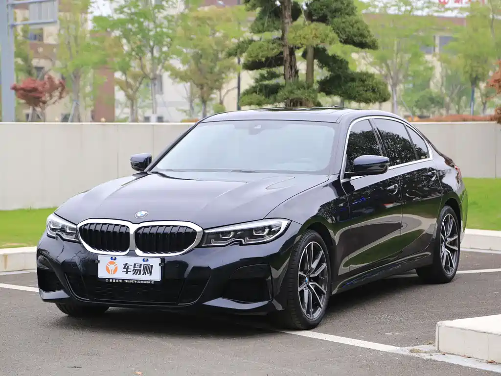 BMW 3 Series 2020 — фото 1