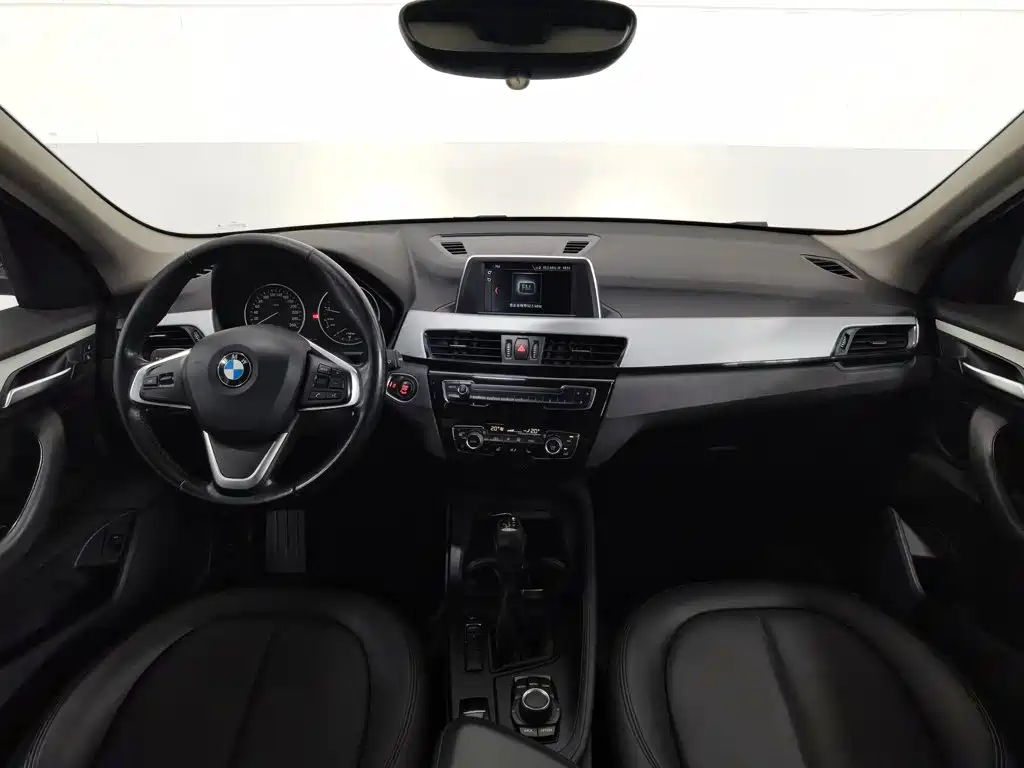 BMW X1 2018 — фото 5