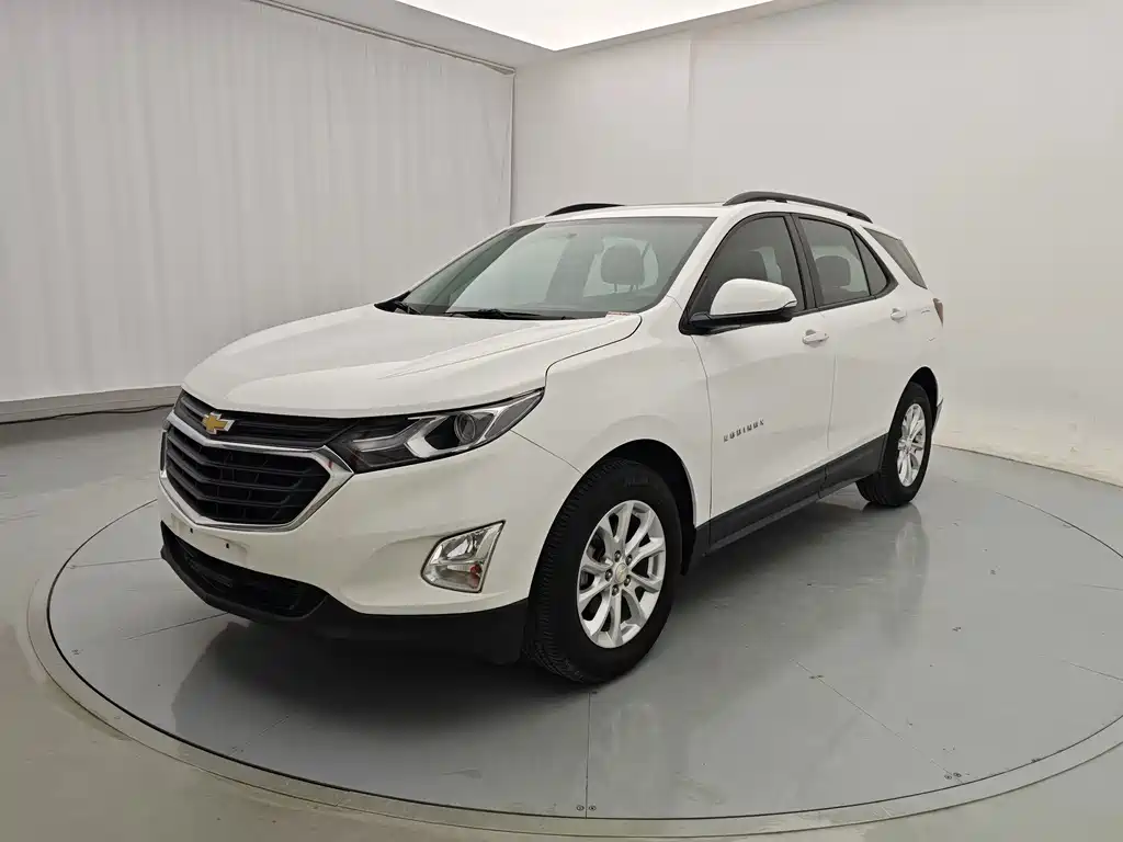 Chevrolet Equinox 2018 — фото 1