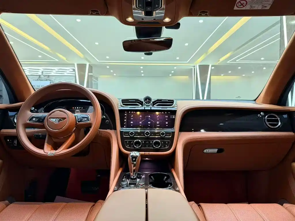 Bentley Bentayga 2025
