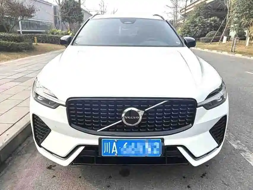 Volvo XC60 2024 — фото 2