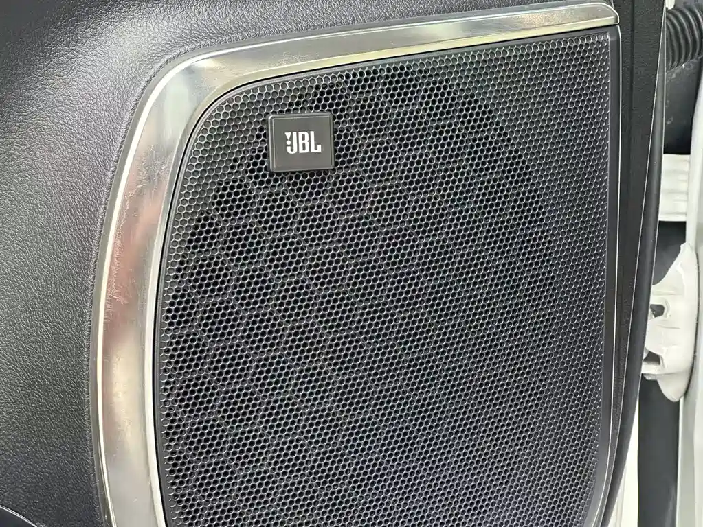 Toyota Vellfire 2021 — фото 14