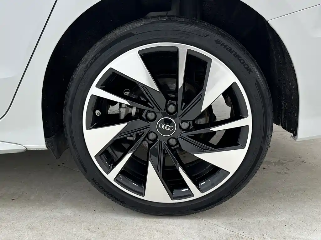 Audi A3 2022 — фото 16