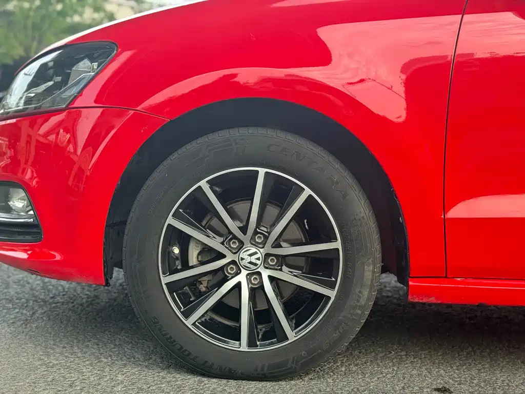 Volkswagen Polo 2018 — фото 15