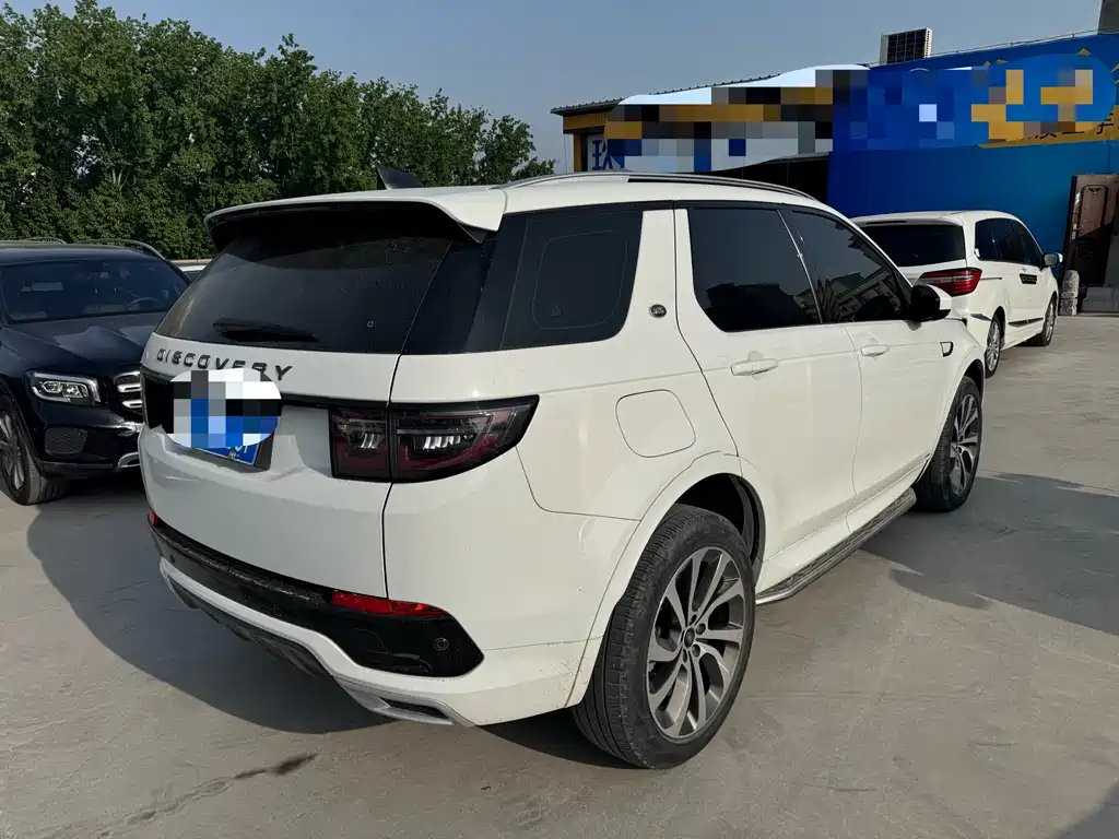 Land Rover Discovery Sport 2022 — фото 9