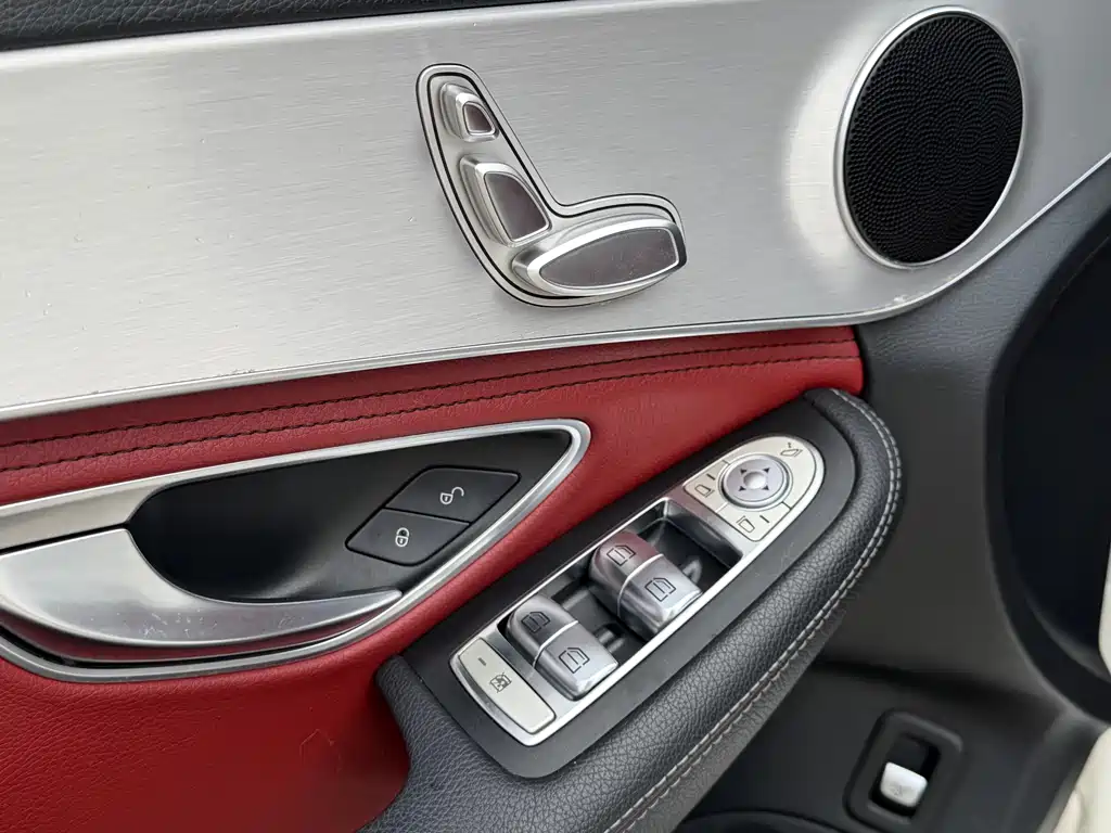 Mercedes-Benz C-Class 2019 — фото 7