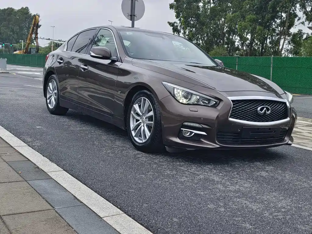 Infiniti Q50 2014 — фото 3