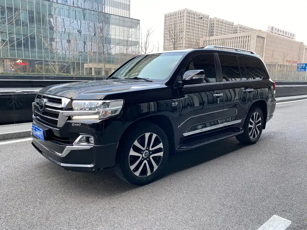 Toyota Land Cruiser 2019 — фото 6
