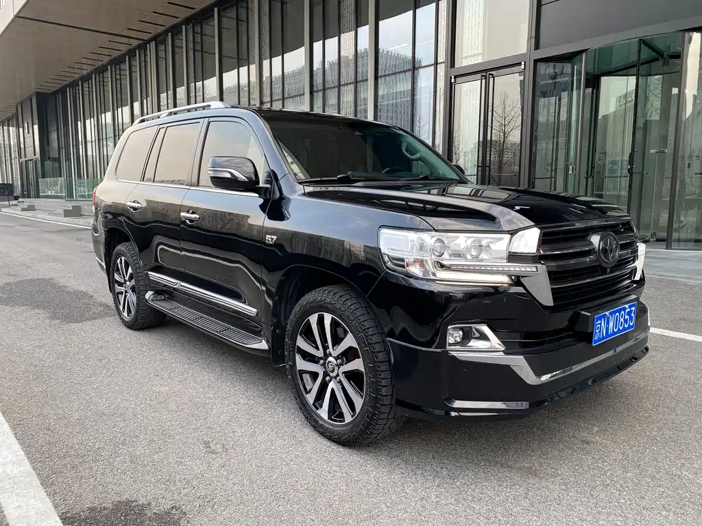Toyota Land Cruiser 2019 — фото 2