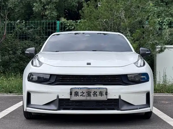 Lynk & Co 03 2022