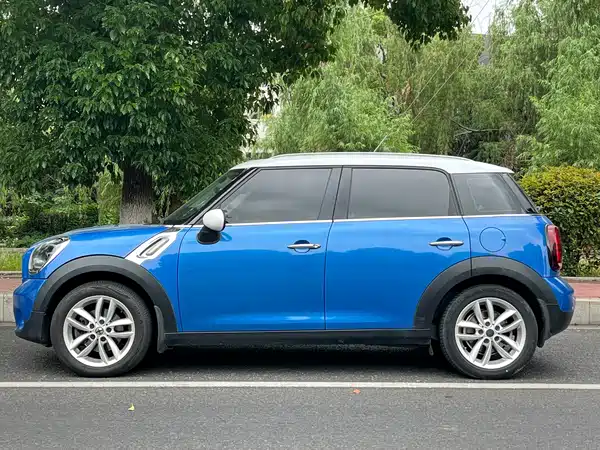 MINI Countryman 2011