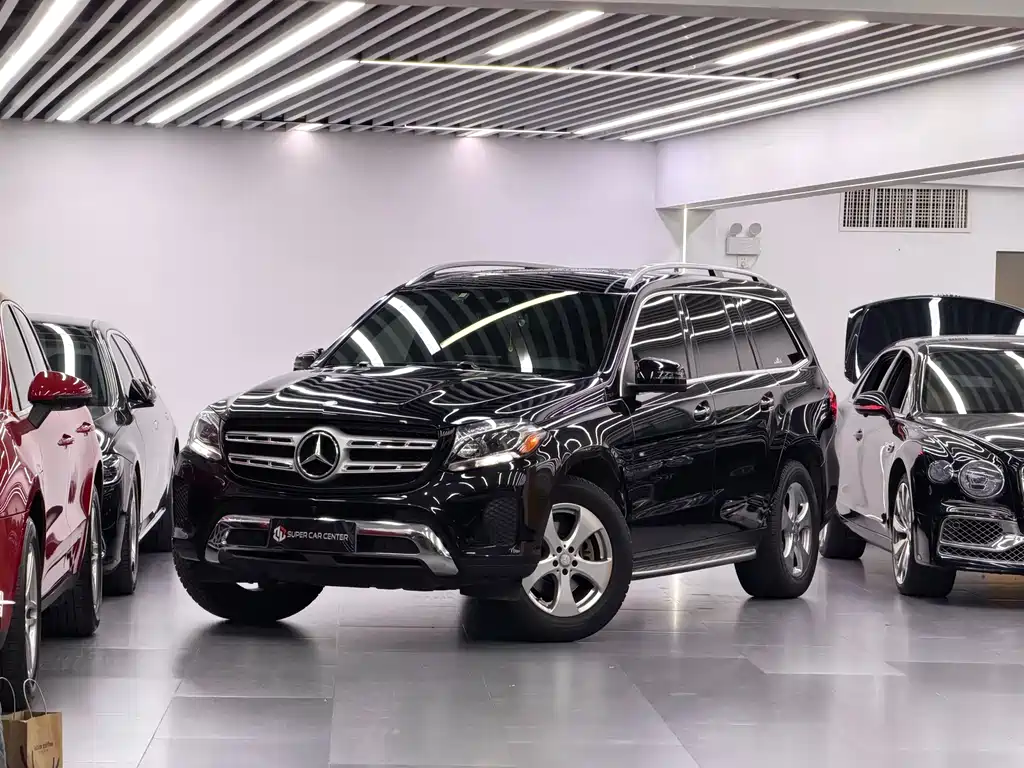 Mercedes-Benz GLS 2017 — фото 1