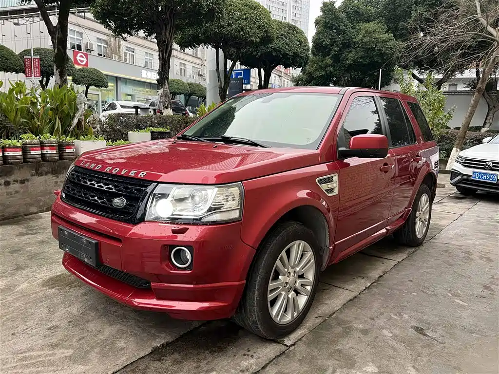 Land Rover Freelander 2 2014 — фото 4