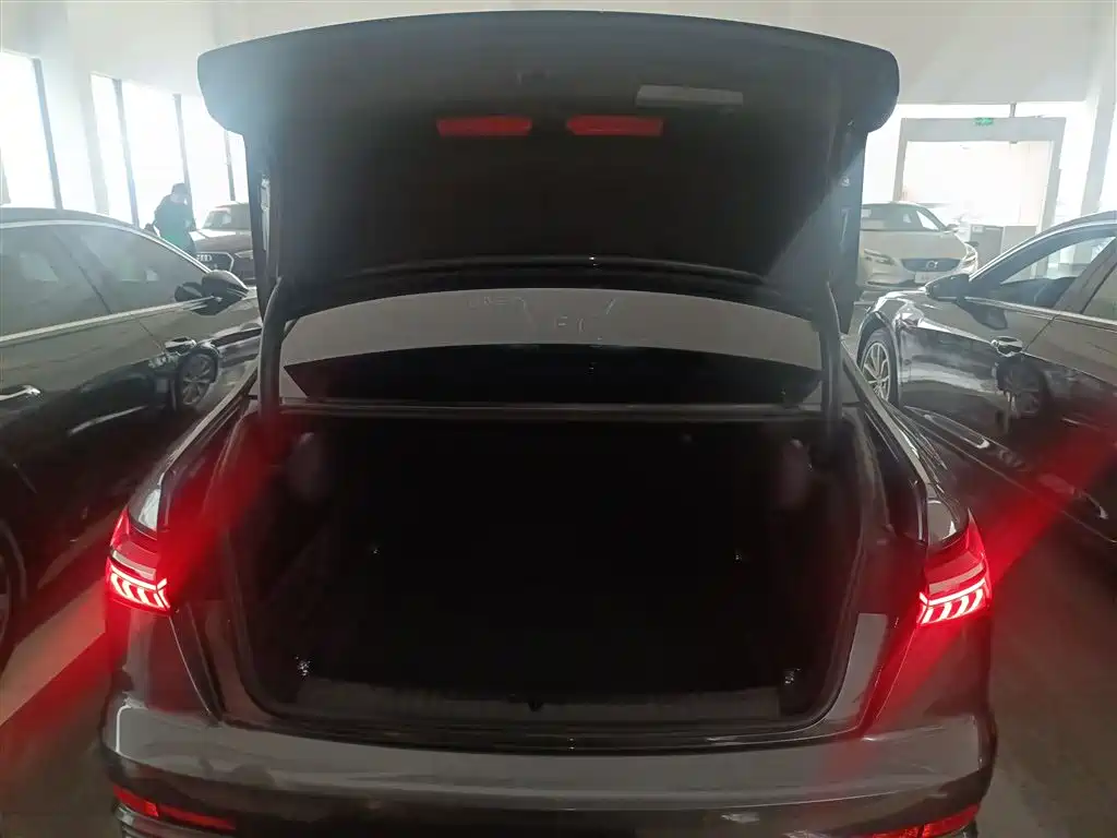 Audi A6L 2021 — фото 15