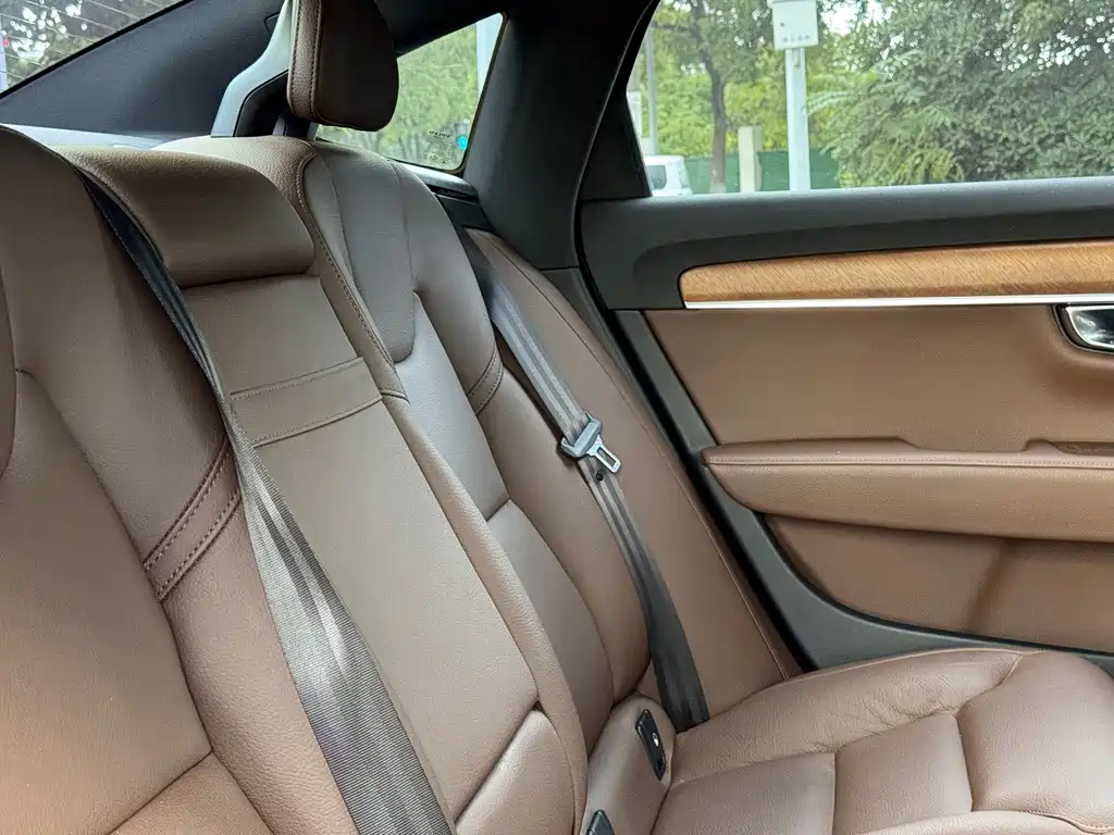 Volvo S90 2020 — фото 17