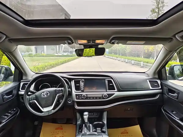 Toyota Highlander 2018