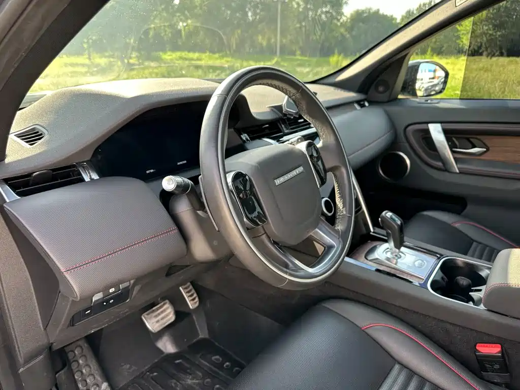 Land Rover Discovery Sport 2021 — фото 13