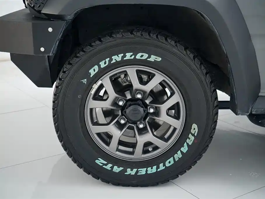 Suzuki Jimny 2025 — фото 14
