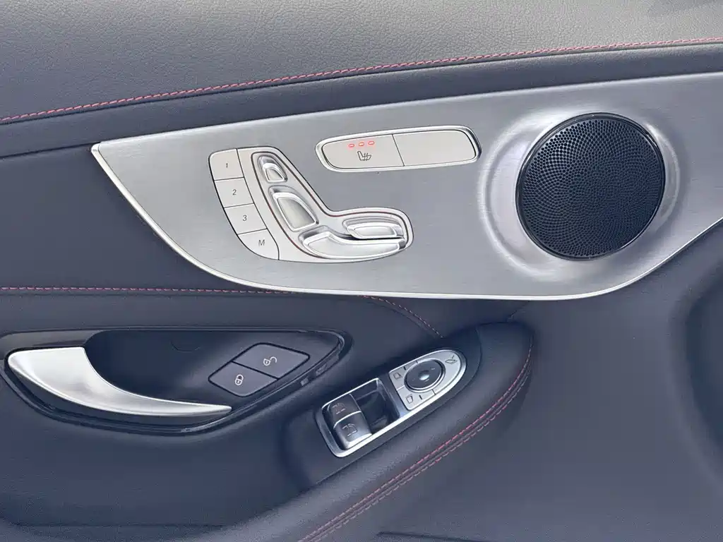 Mercedes-Benz C-Class 2022 — фото 6