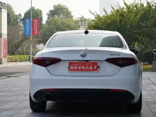 Alfa Romeo Giulia Juliet 2017