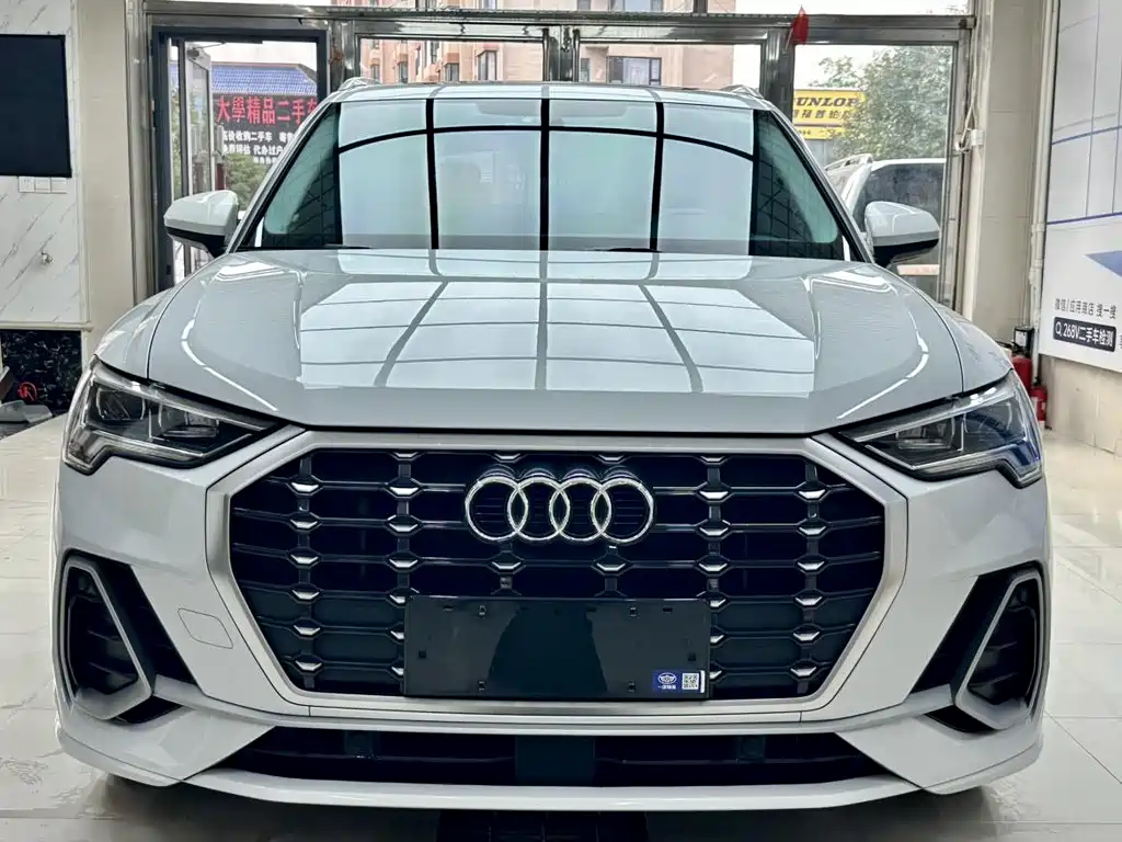 Audi Q3 2023 — фото 2