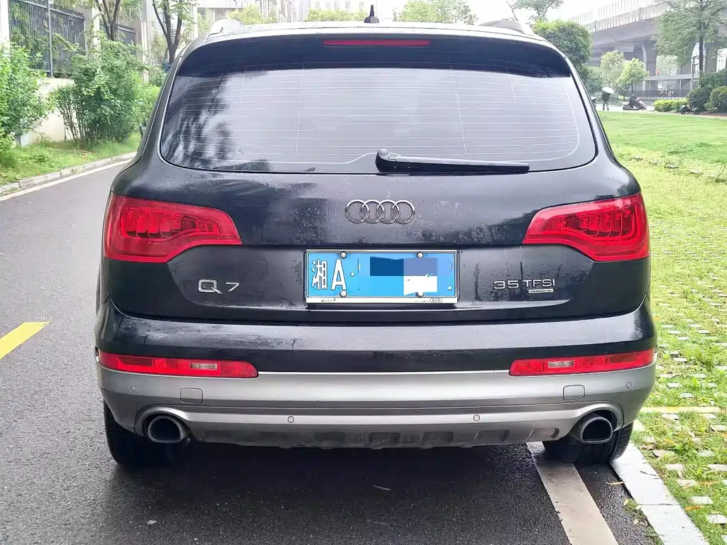 Audi Q7 2013 — фото 8