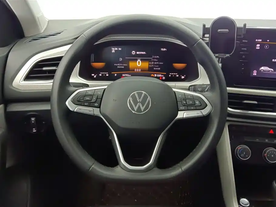 Volkswagen T-Roc 2024 — фото 15