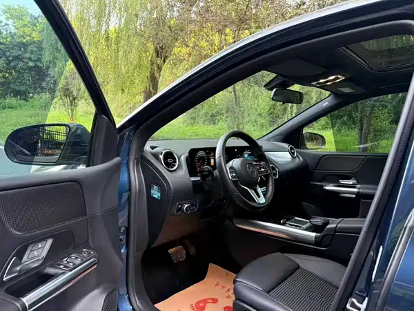 Mercedes-Benz B-Class 2021