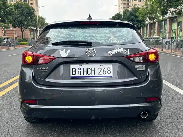 Mazda 3 Axela 2019