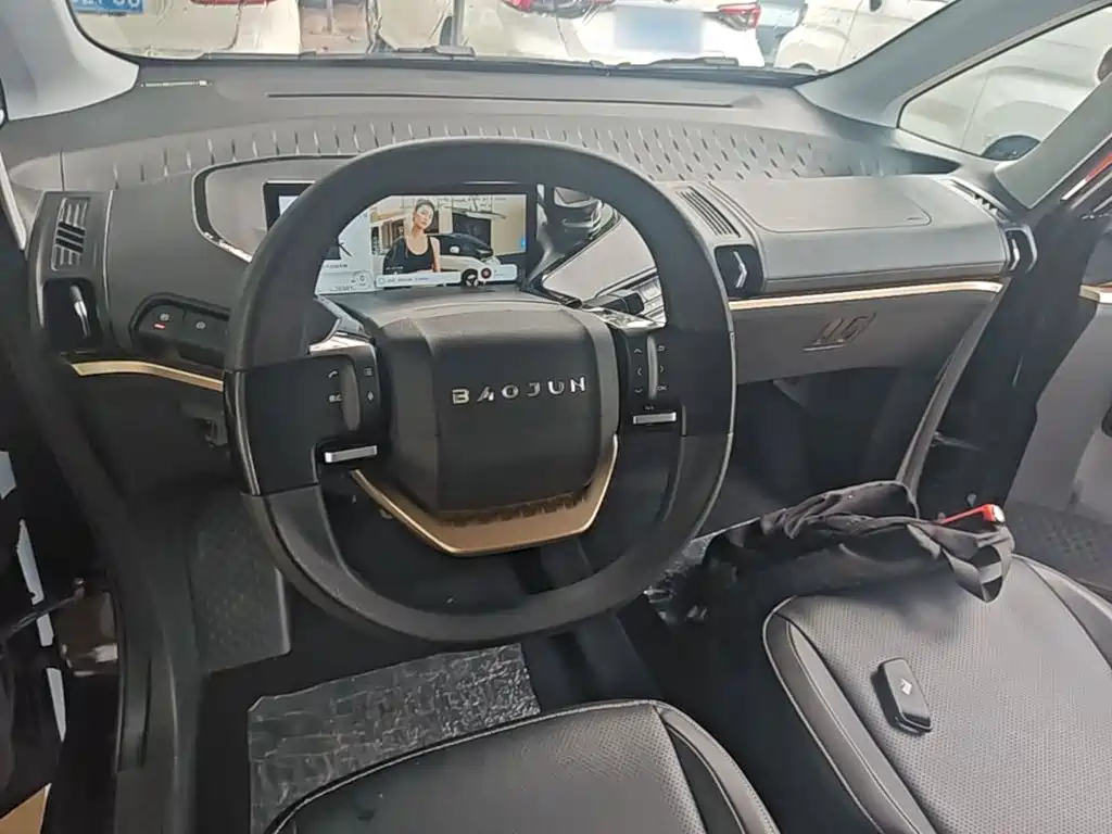 Baojun Kiwi EV 2021 — фото 10