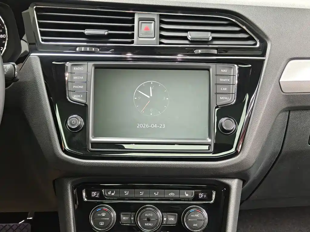 Volkswagen Tiguan L 2018 — фото 19