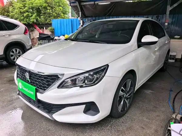 Peugeot 408 2020