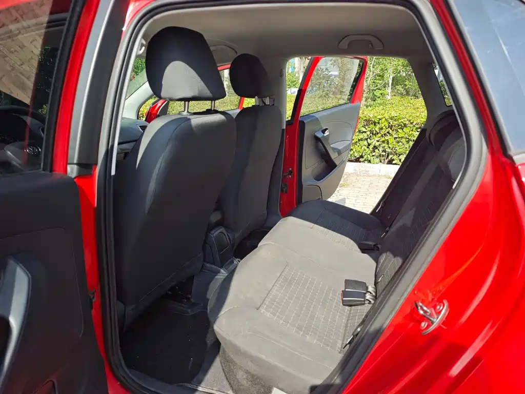 Volkswagen Polo 2015