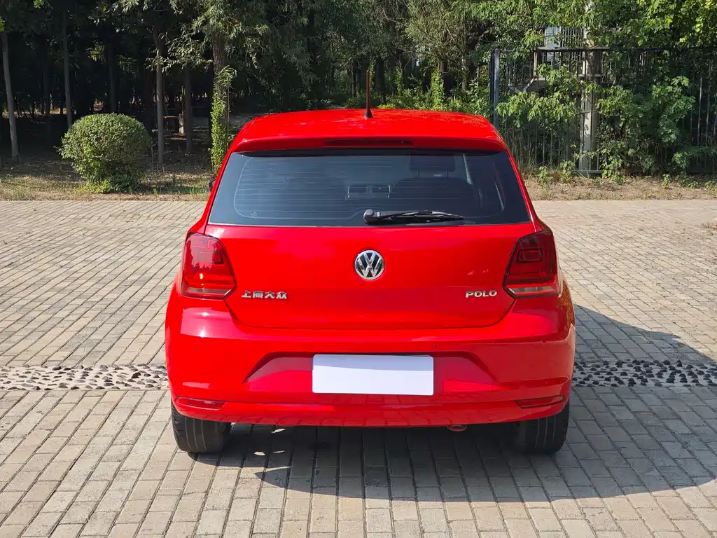 Volkswagen Polo 2015 — фото 9